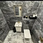 Apartament 87 *
