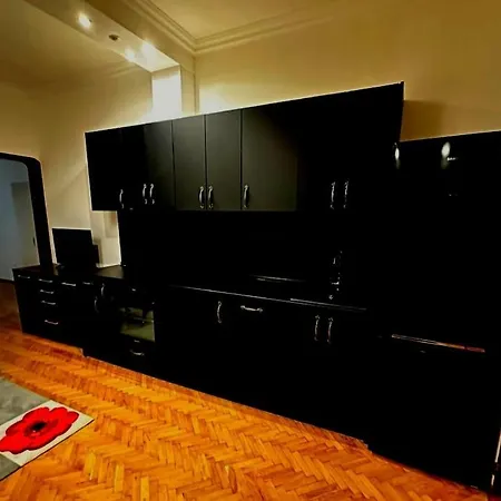 87 Apartament